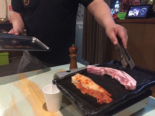 甲府市上石田ゆうきタウンとんさい本場の味韓国料理店豚采美味しい食べやすい